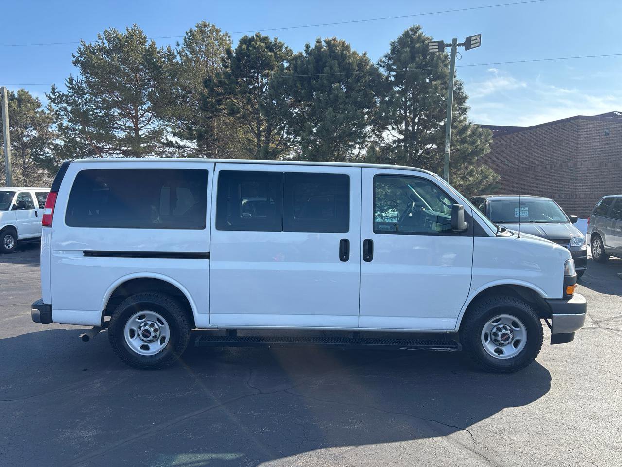 Used 2018 GMC Savana 3500 LS w/ Cold Climate Package image 2