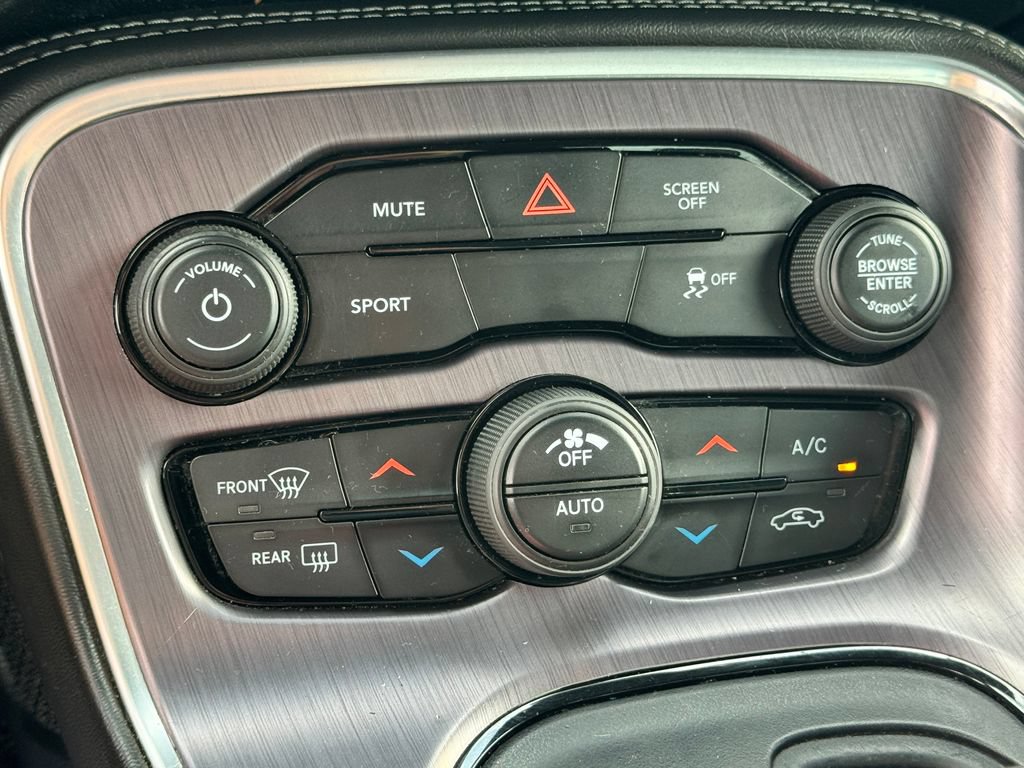 Used 2018 Dodge Challenger R/T RWD image 22
