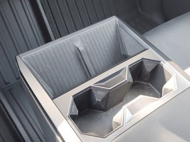 Used 2024 Tesla Cybertruck AWD Crew Cab image 21