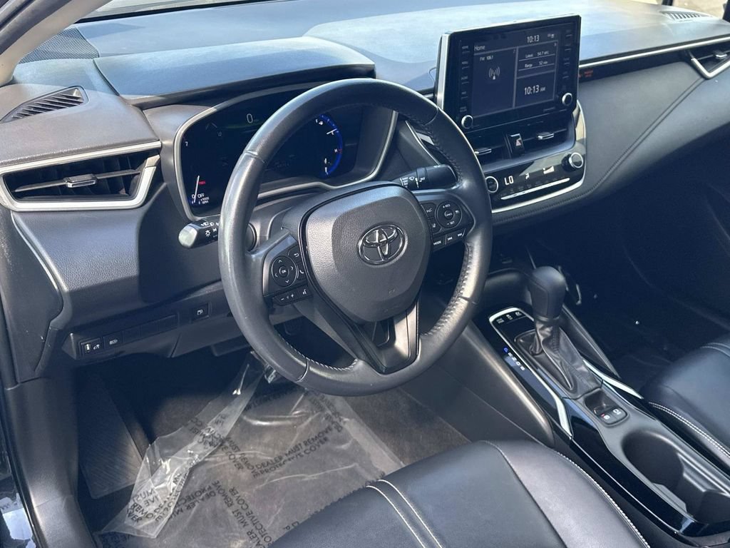 Used 2022 Toyota Corolla LE w/ Premium Interior Package FWD image 8