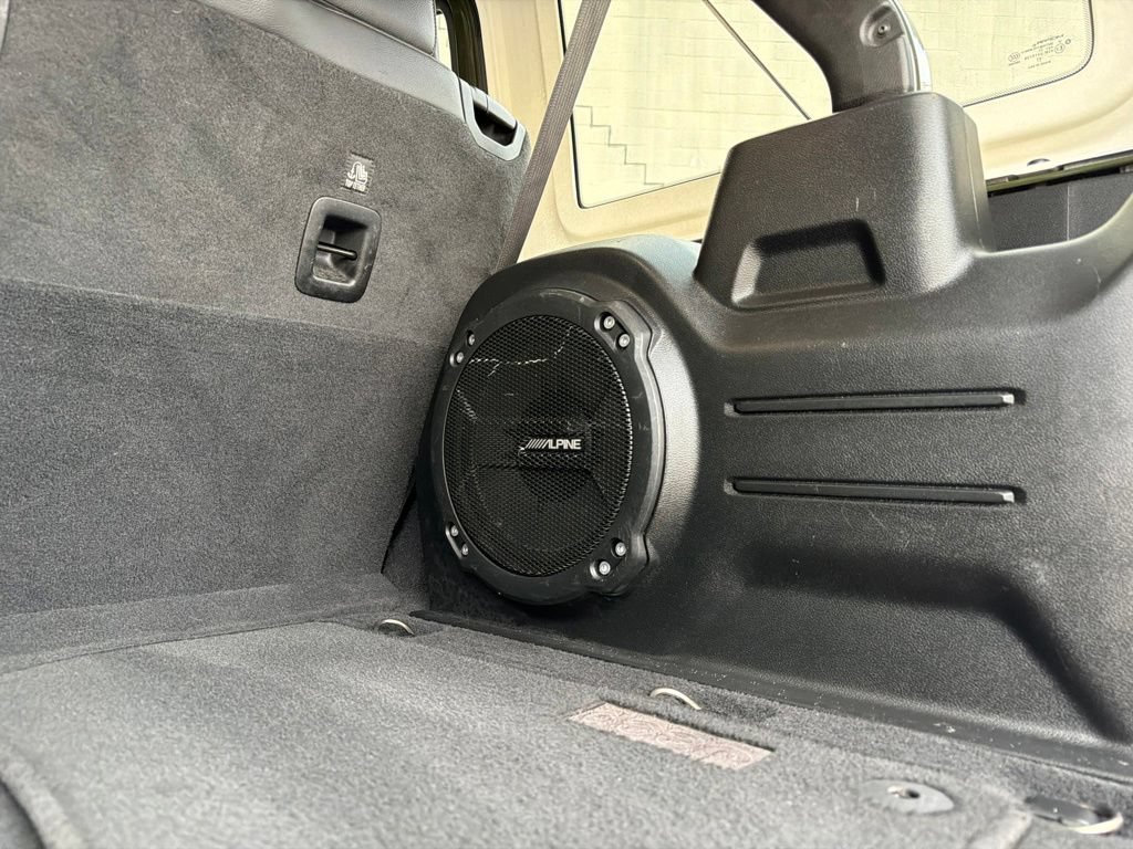 Used 2021 Jeep Wrangler Unlimited Rubicon AWD/4WD image 11