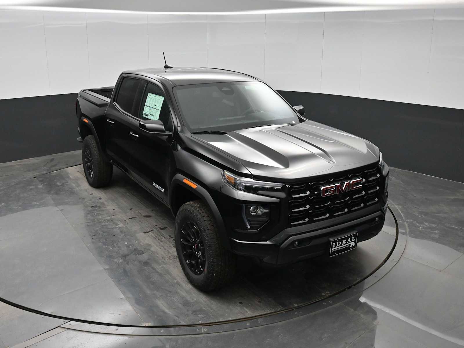 New 2026 GMC Canyon Elevation w/ Convenience Package image 23