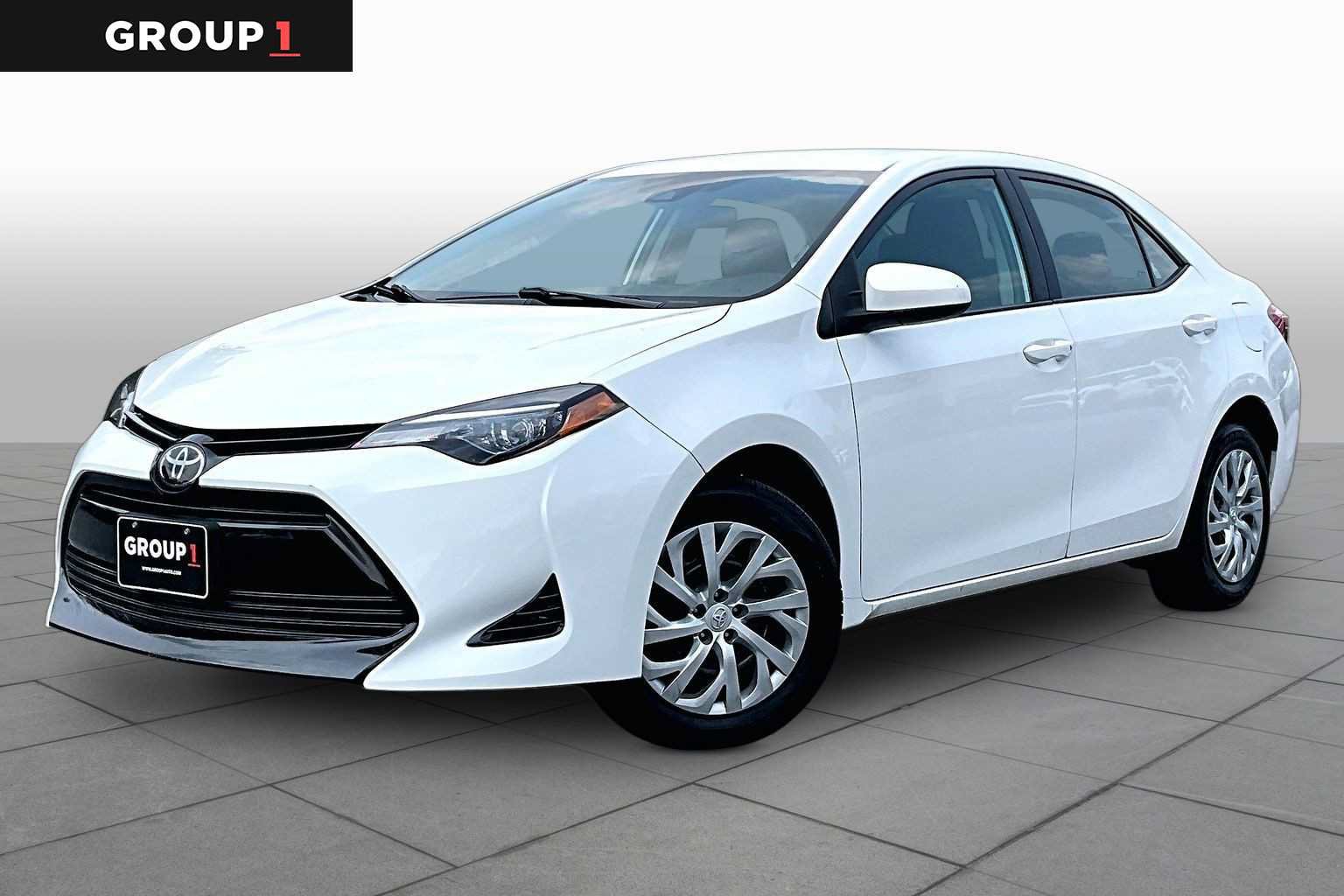 Used 2018 Toyota Corolla LE FWD image 1