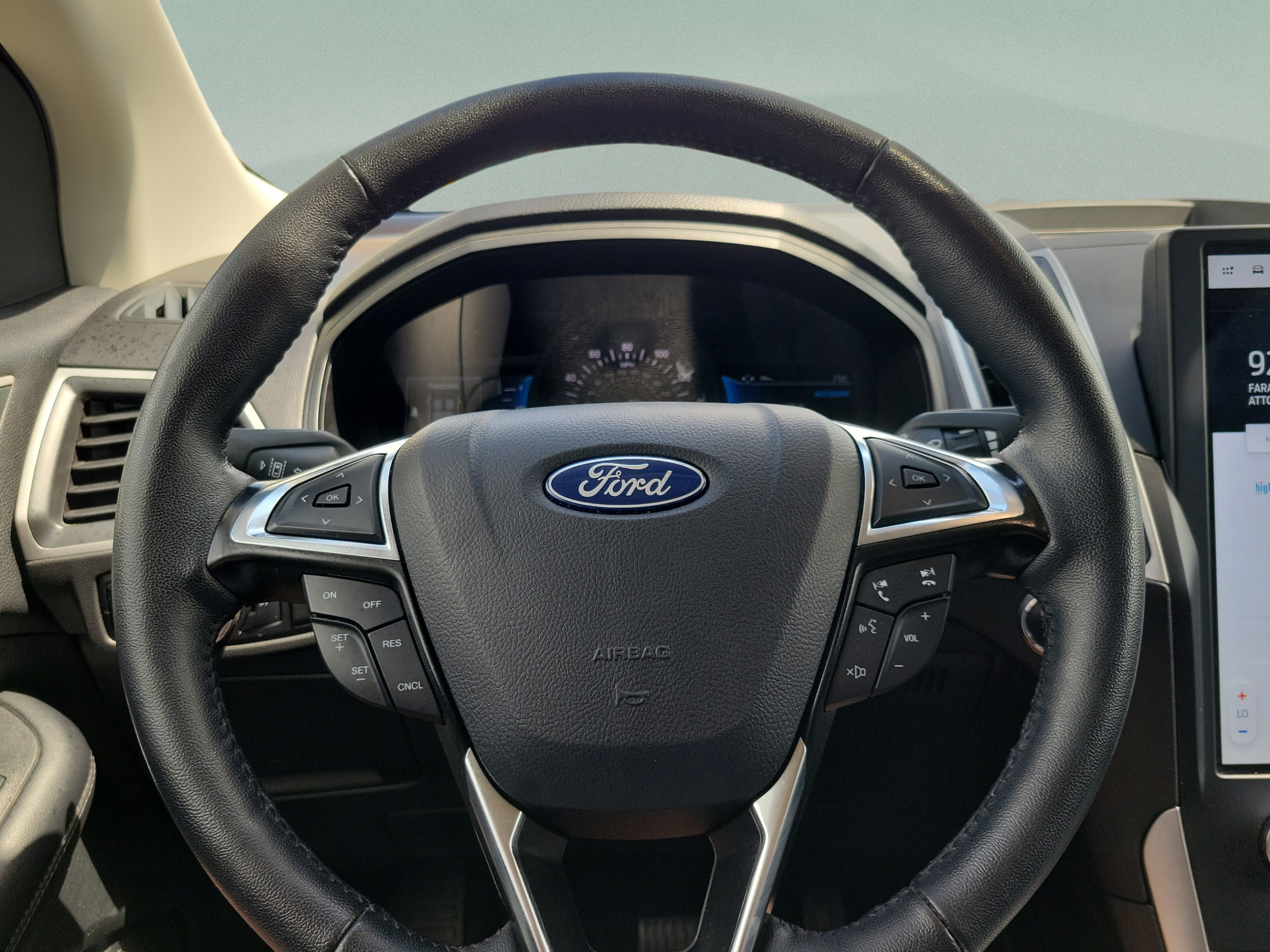 Used 2024 Ford Edge SEL AWD/4WD image 20