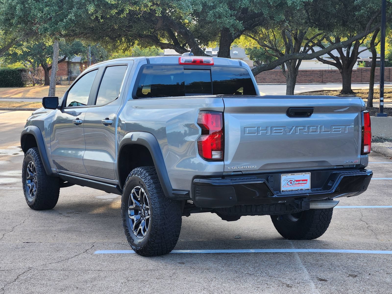 Used 2023 Chevrolet Colorado ZR2 w/ ZR2 Convenience Package III AWD/4WD image 4
