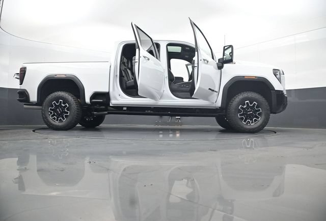 New 2026 GMC Sierra 2500 AT4X w/ LPO, Black Badging Package AWD/4WD image 33