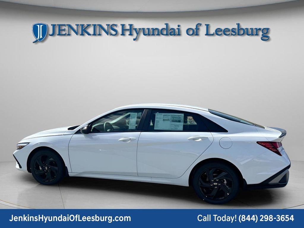 New 2026 Hyundai Elantra Sport FWD image 8