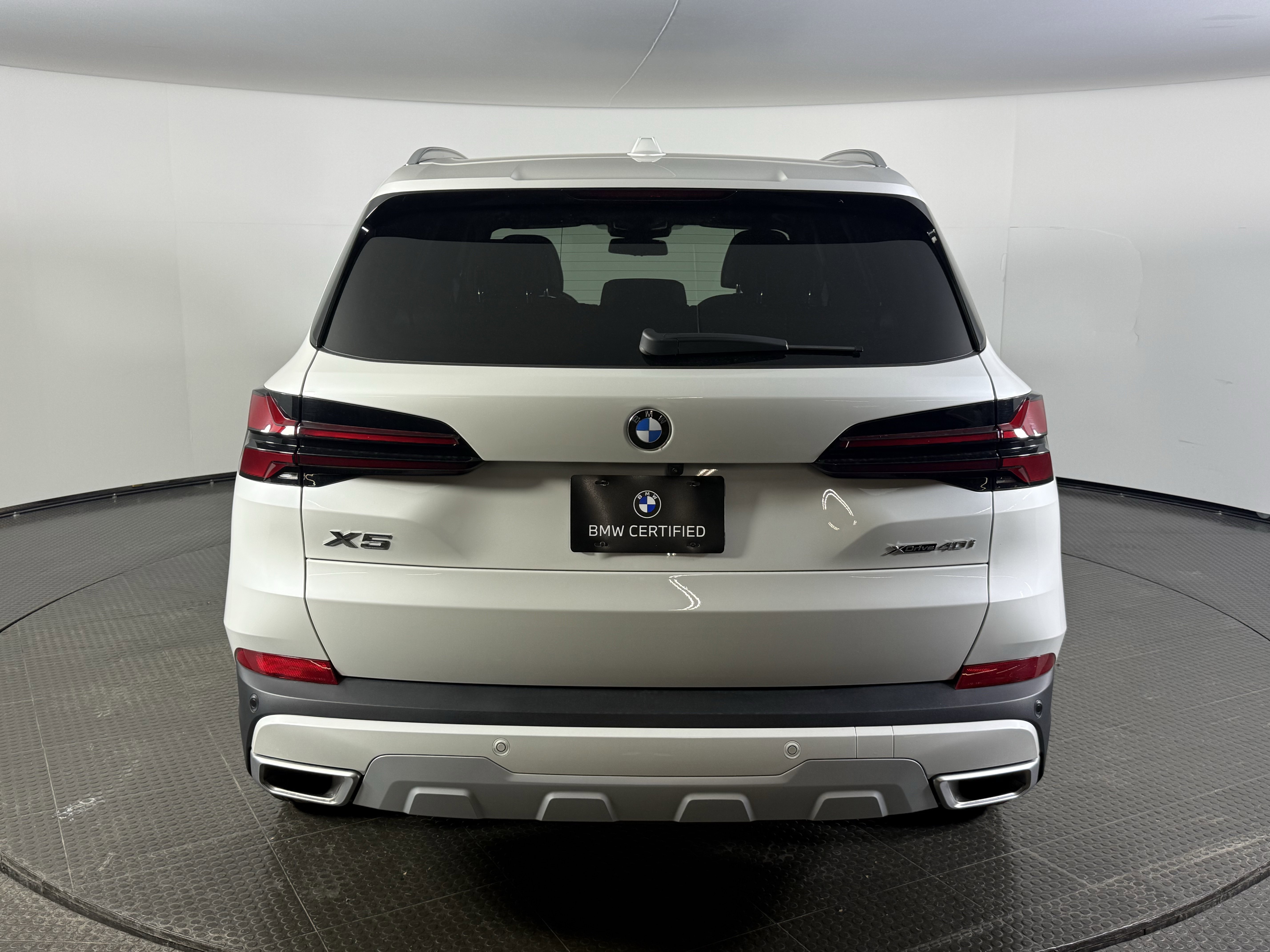 Certified 2025 BMW X5 xDrive40i image 5