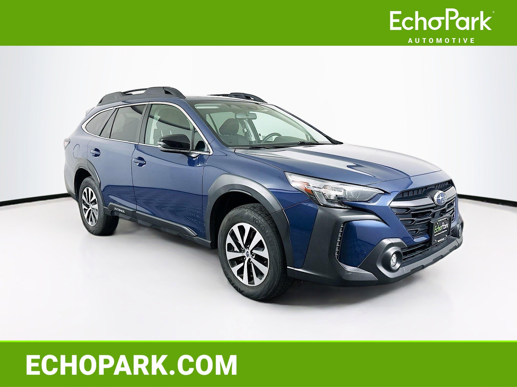 Used 2025 Subaru Outback Premium AWD/4WD image 1