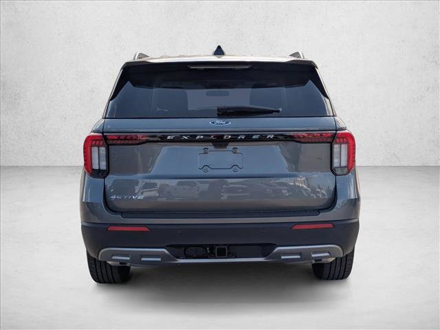 New 2026 Ford Explorer Active RWD image 7