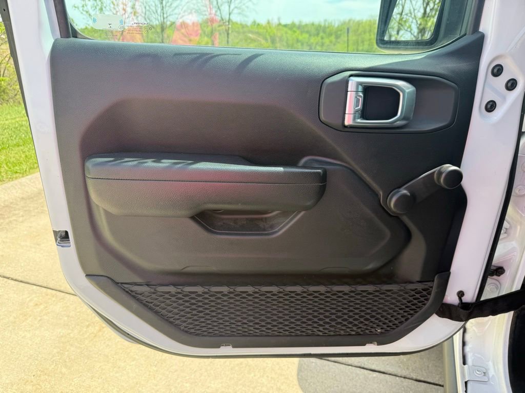 Used 2023 Jeep Wrangler Willys image 23