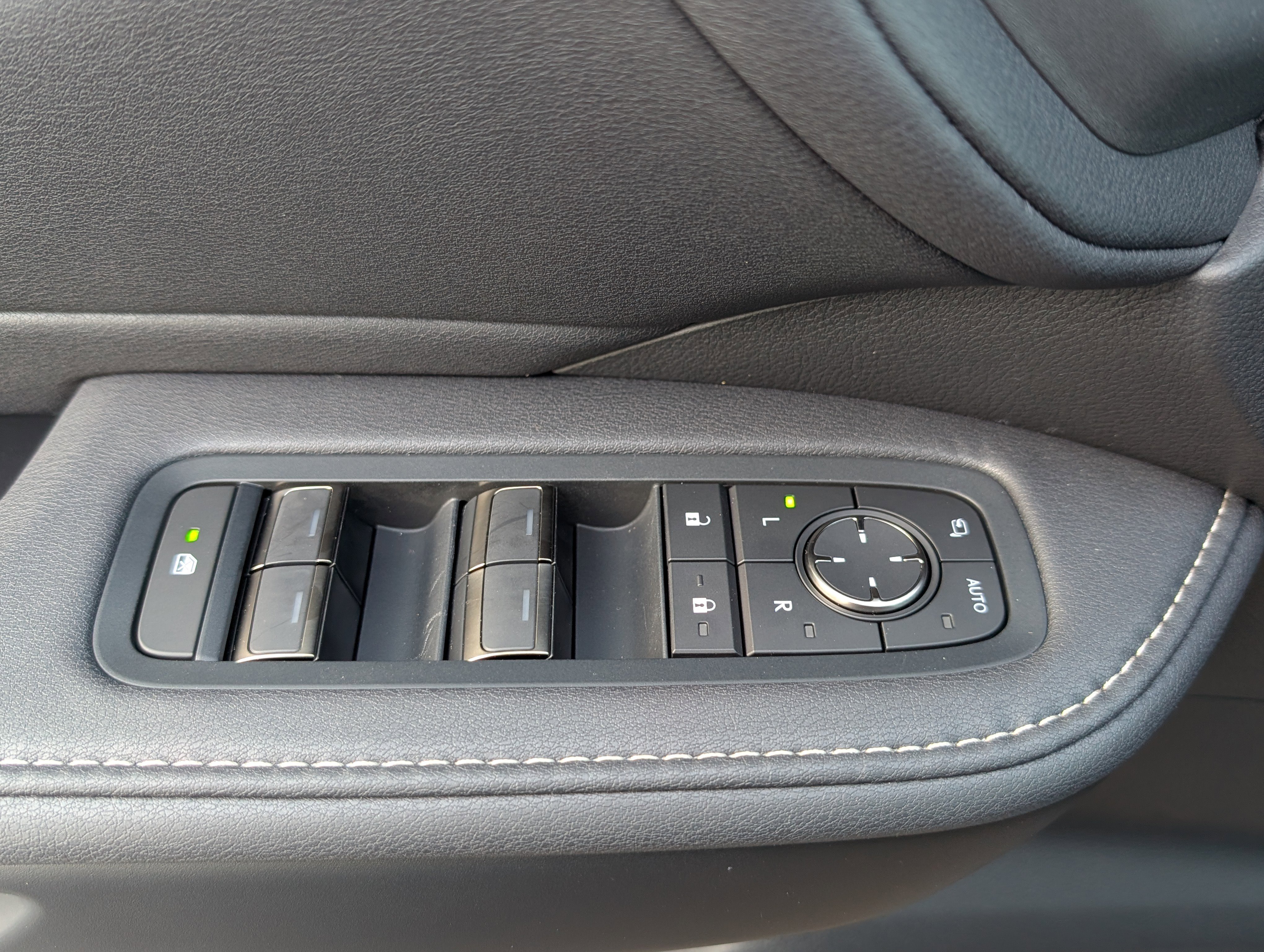 New 2025 Lexus TX 350 AWD image 18