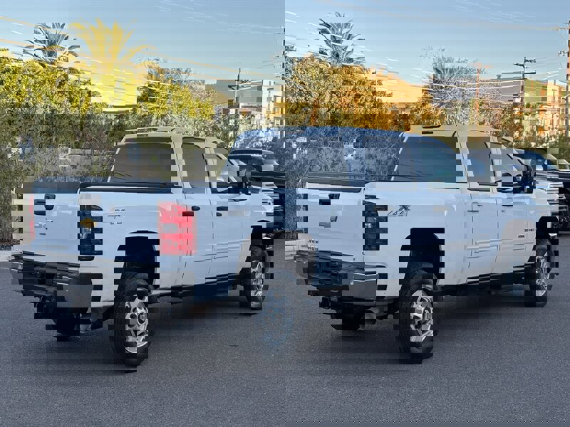 Used 2013 Chevrolet Silverado 2500 LT w/ Convenience Package image 4