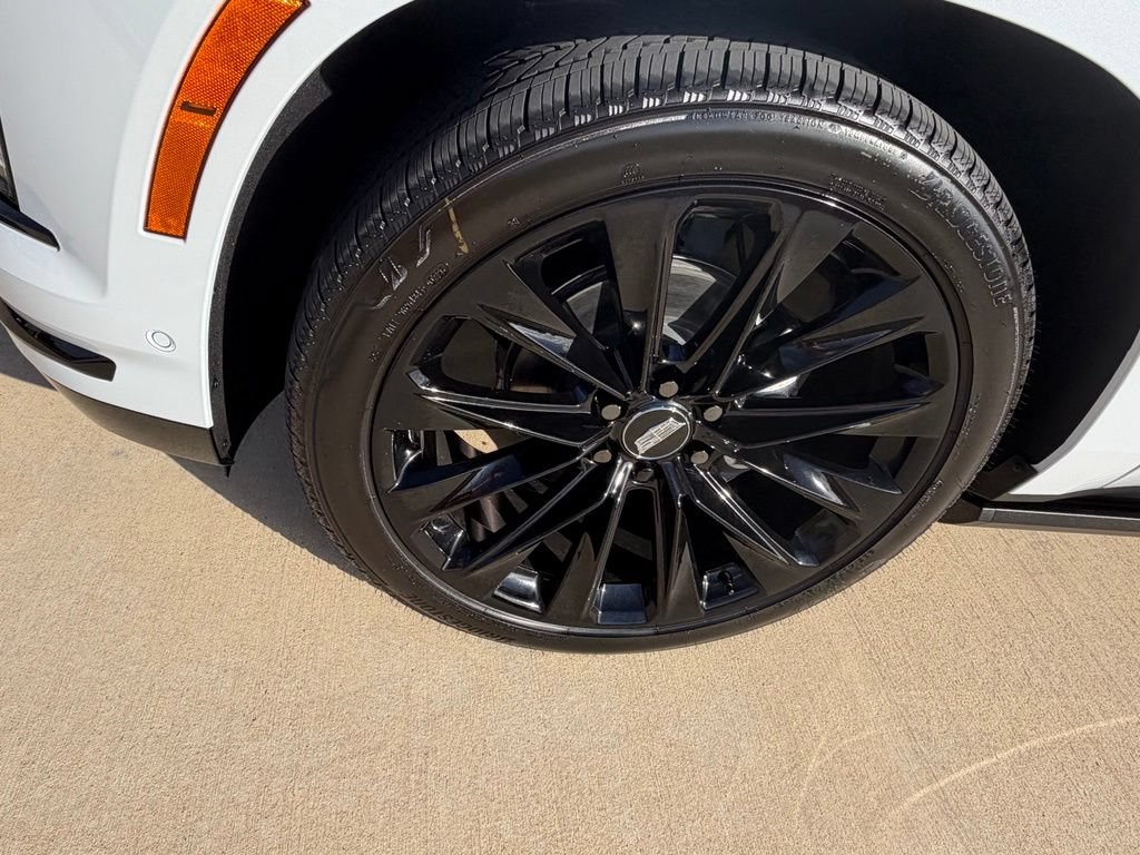 New 2026 Cadillac Escalade Platinum Sport w/ LPO, ONYX Package AWD/4WD image 11