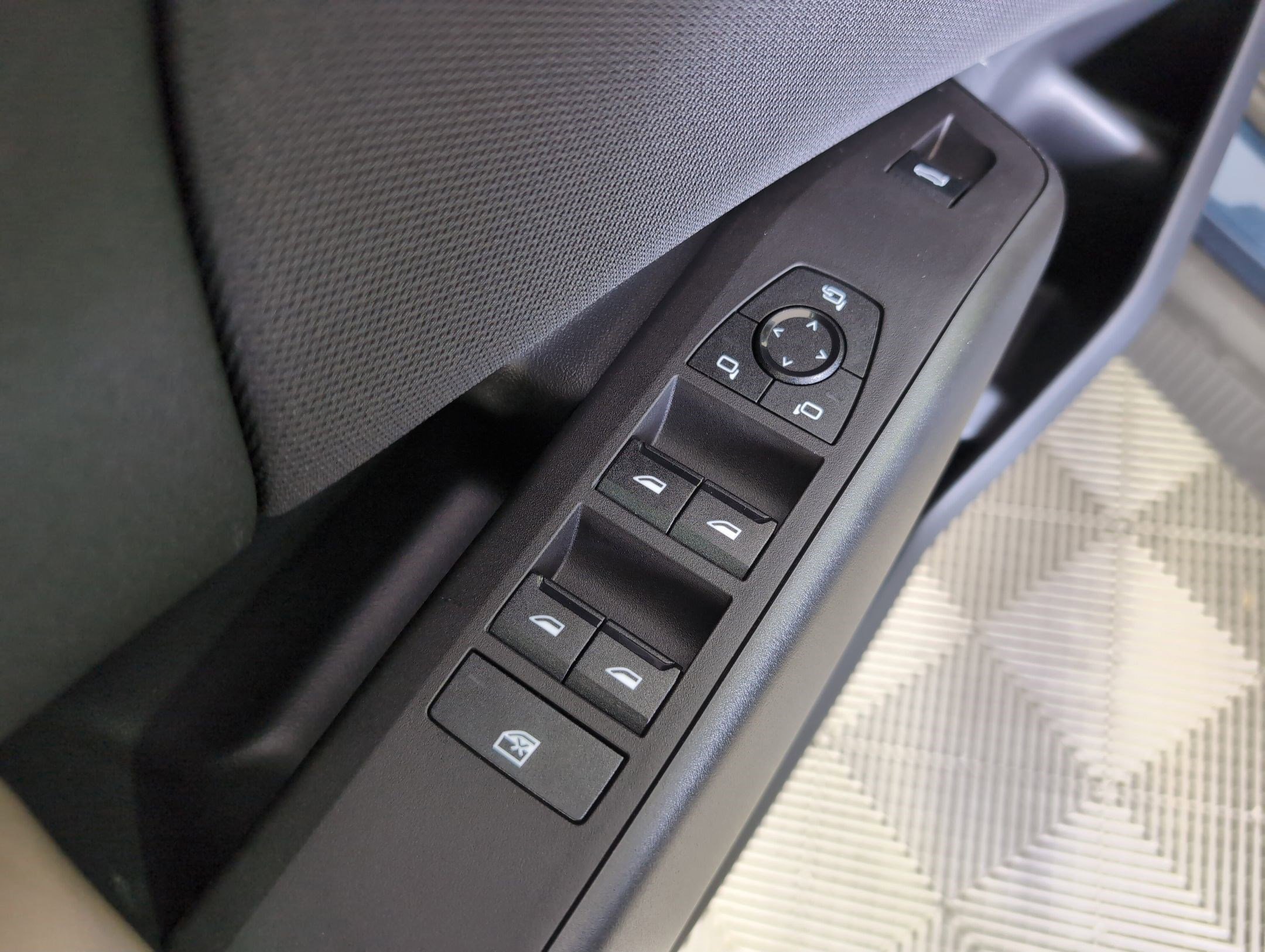 Used 2025 BMW X3 xDrive30i w/ Premium Package image 10