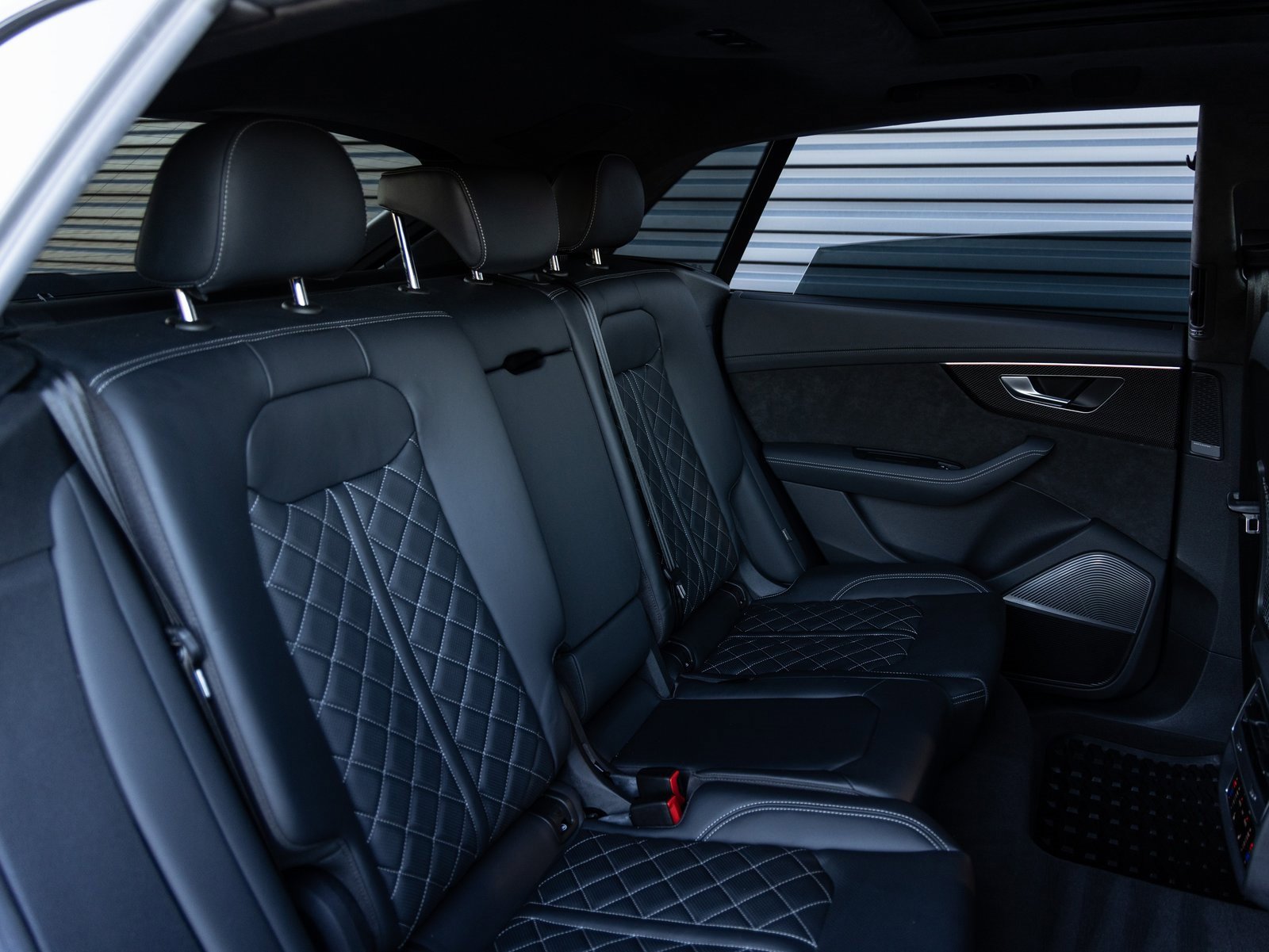 Used 2021 Audi SQ8 Prestige w/ Prestige Package image 28