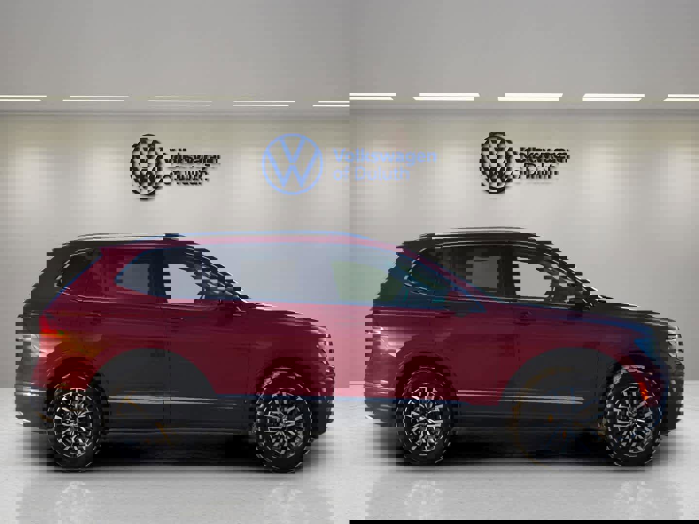 Certified 2020 Volkswagen Tiguan SEL image 6