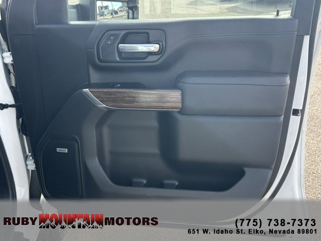 Used 2022 Chevrolet Silverado 3500 High Country w/ Technology Package image 24