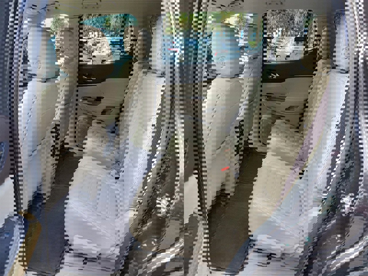 Used 2019 GMC Acadia Denali image 10