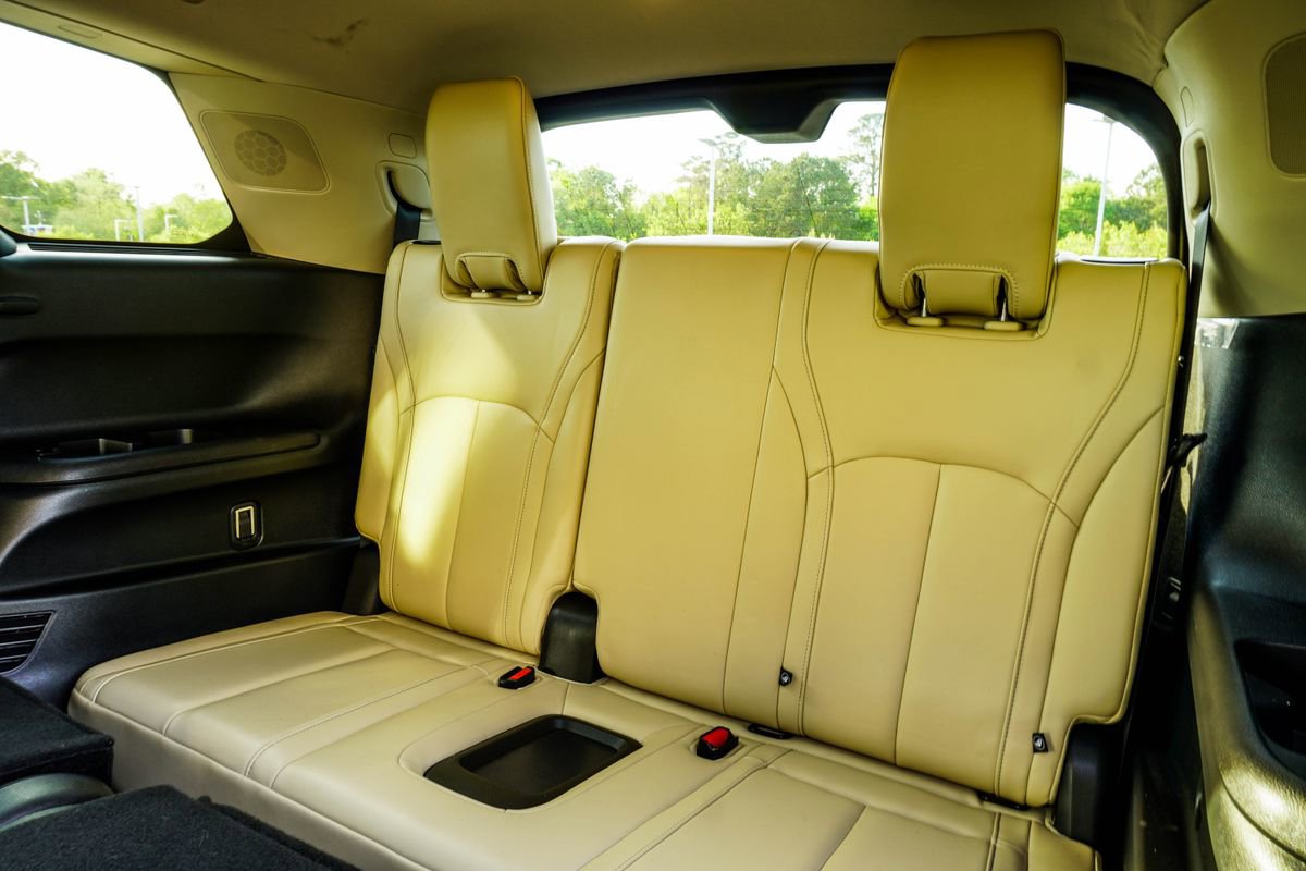 Used 2023 INFINITI QX60 Luxe w/ Vision Package image 37