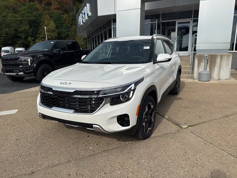 New 2026 Kia Seltos S image 3
