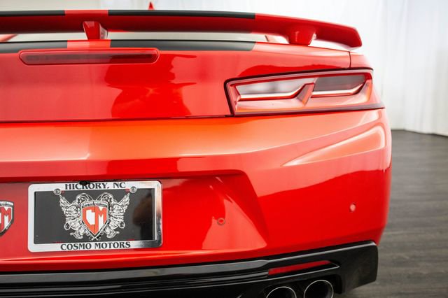 Used 2016 Chevrolet Camaro SS image 35