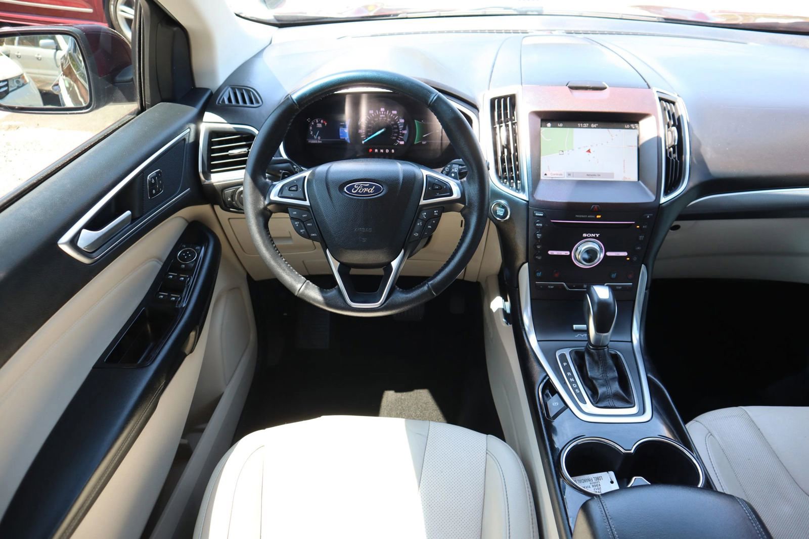 Used 2017 Ford Edge Titanium w/ Equipment Group 301A FWD image 22