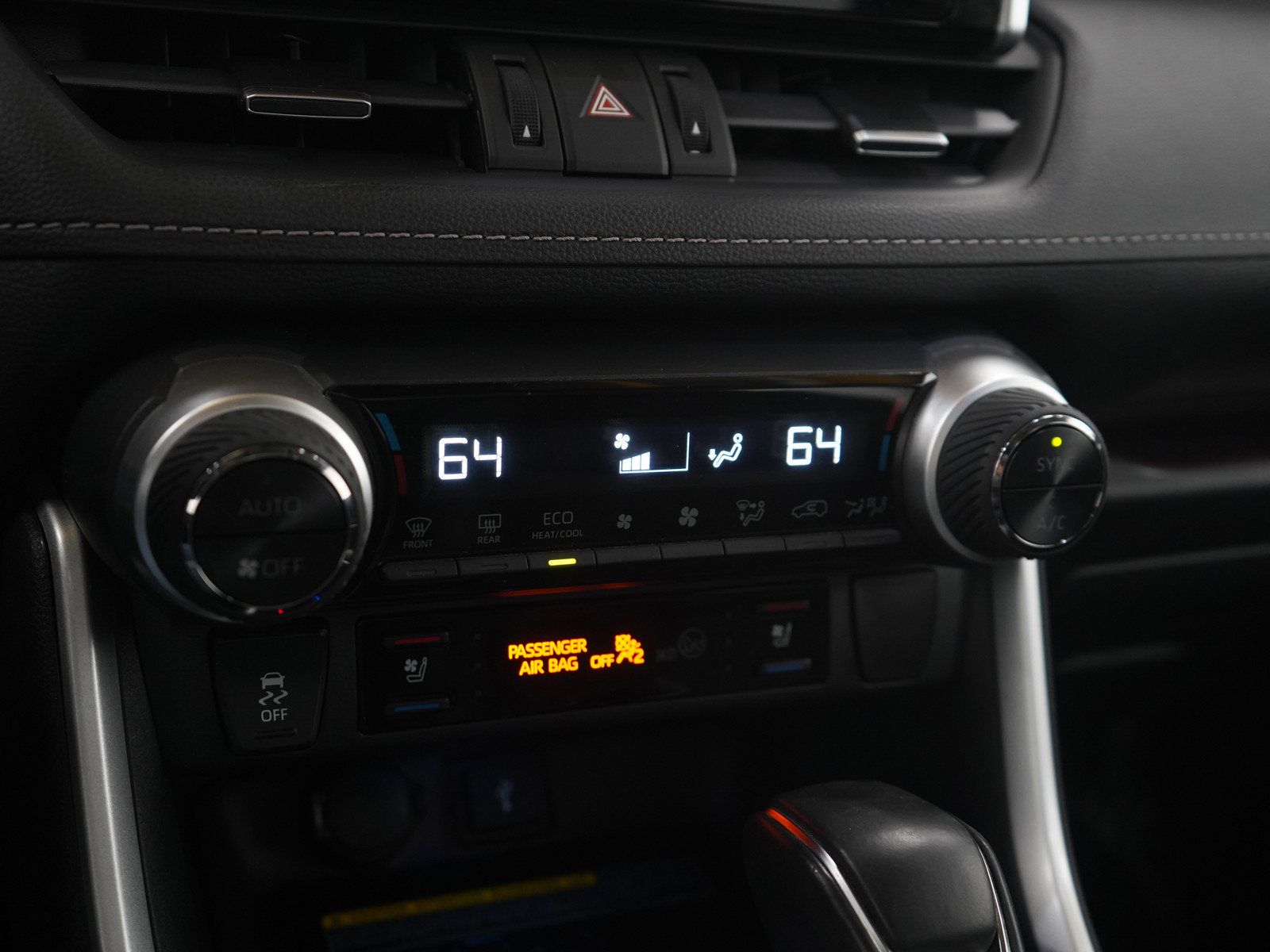 Used 2020 Toyota RAV4 Limited image 22