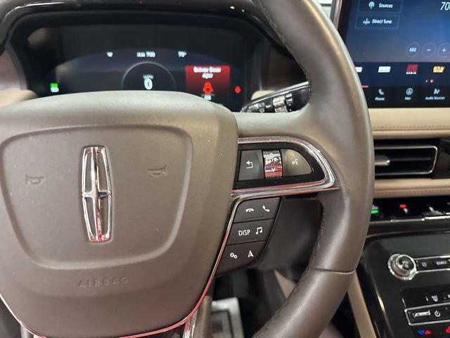 Used 2023 Lincoln Nautilus Reserve image 27