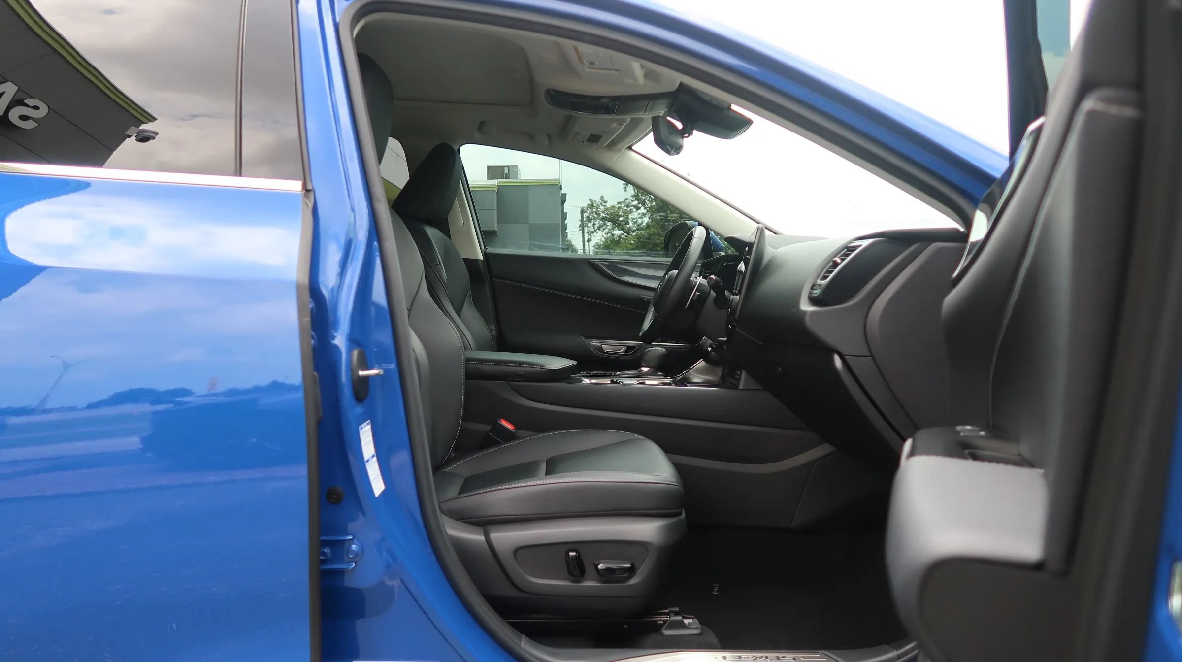 Used 2022 Lexus NX 350 AWD image 25
