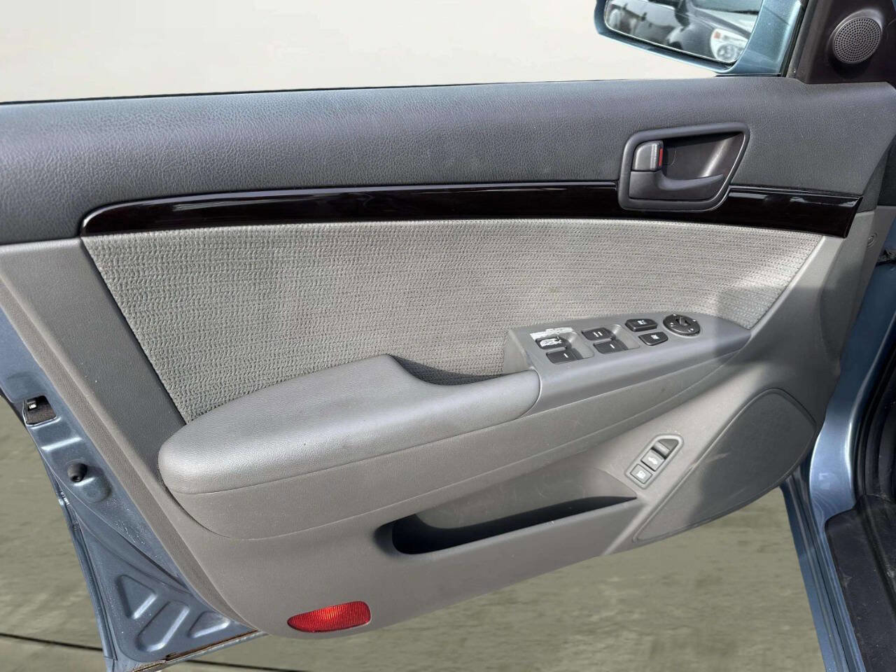 Used 2009 Hyundai Sonata GLS w/ Popular Equipment Pkg 2 FWD image 10