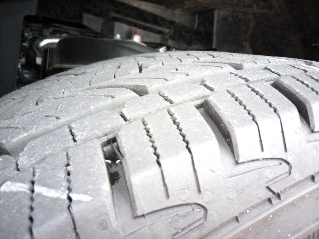 Certified 2024 Nissan Titan SV w/ SV Convenience Package image 29