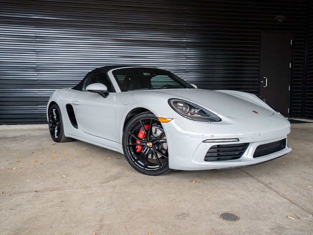 Certified 2025 Porsche 718 Boxster S RWD image 9