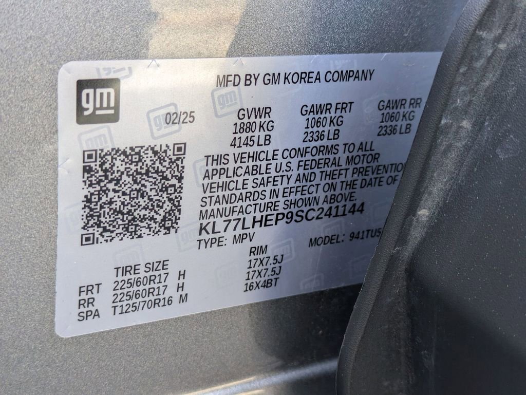 Used 2025 Chevrolet Trax LT w/ LT Convenience Package image 34