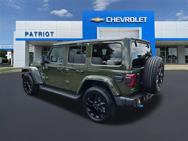 Used 2024 Jeep Wrangler Unlimited Sahara w/ Technology Group AWD/4WD image 8