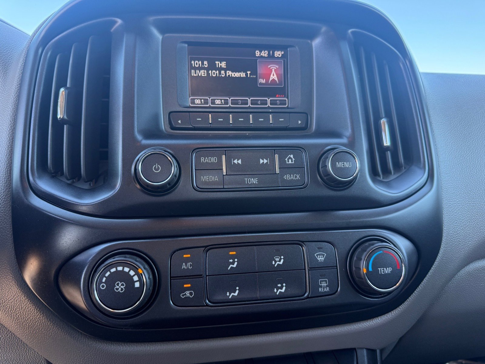 Used 2016 GMC Canyon 2WD Crew Cab w/ Convenience Package image 19