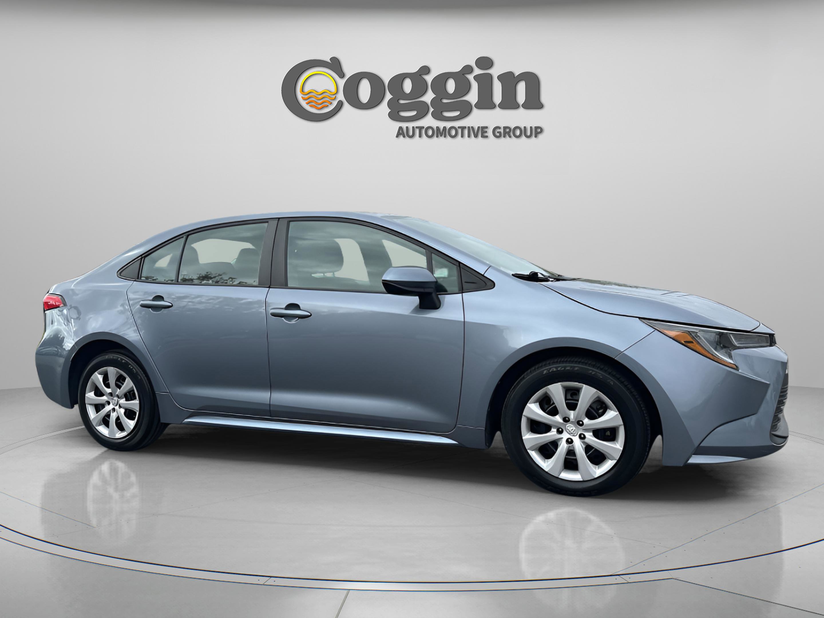 Used 2023 Toyota Corolla LE image 8