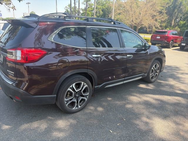 Used 2024 Subaru Ascent Touring AWD/4WD image 3