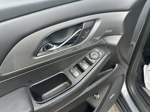 Used 2020 Chevrolet Traverse RS w/ LPO, Floor Liner Package AWD/4WD image 17