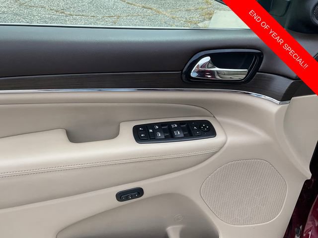 Used 2020 Jeep Grand Cherokee Overland image 11