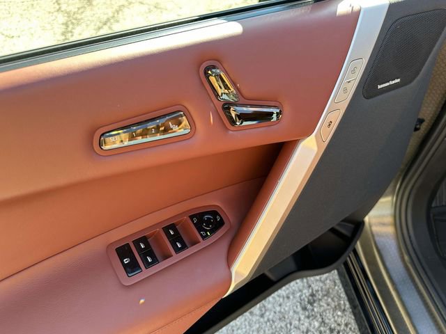 Certified 2023 BMW iX xDrive50 w/ Premium Package image 25