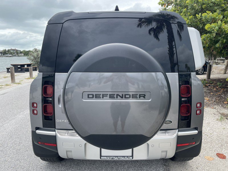 Used 2020 Land Rover Defender 110 SE AWD/4WD image 42