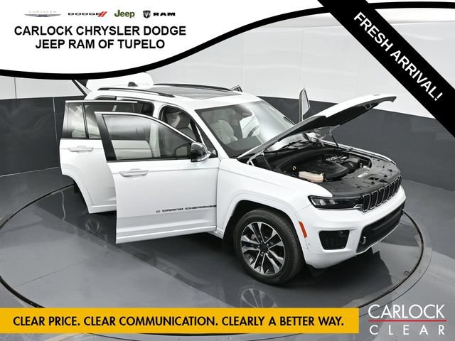 Used 2023 Jeep Grand Cherokee Overland w/ Luxury Tech Group IV AWD/4WD image 69