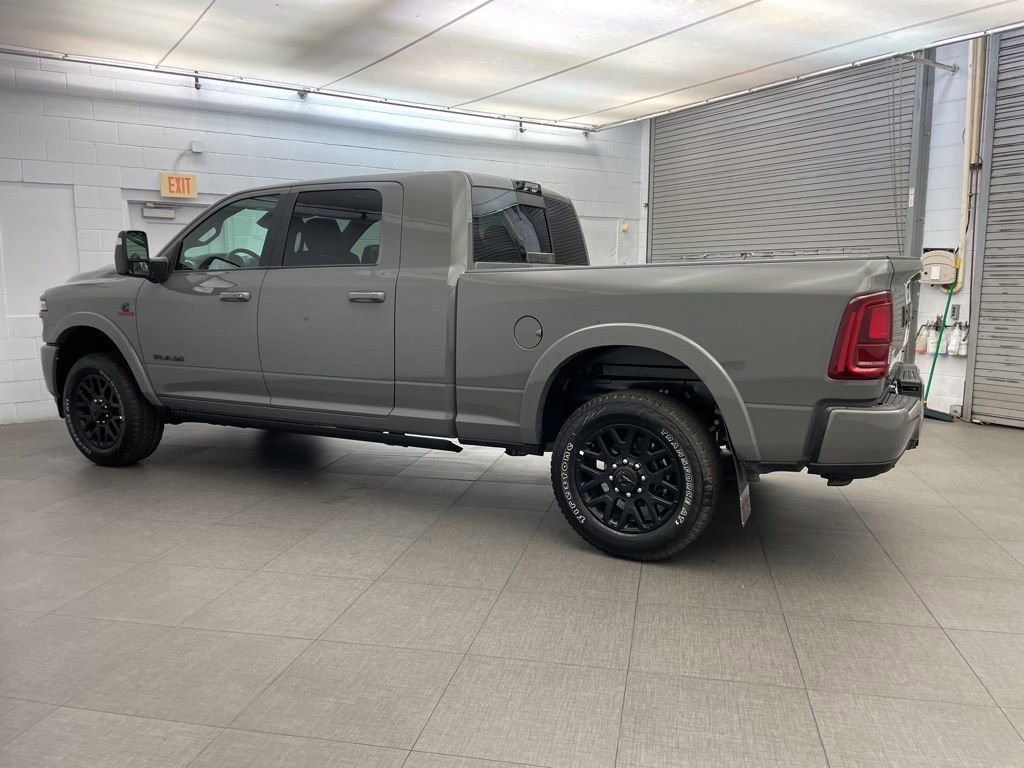 New 2026 RAM 2500 Limited AWD/4WD image 8