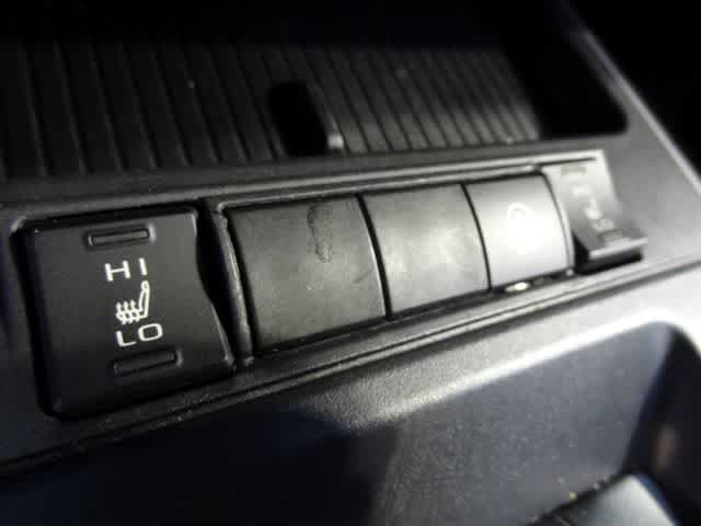 Certified 2026 Toyota Corolla Cross XLE FWD image 15