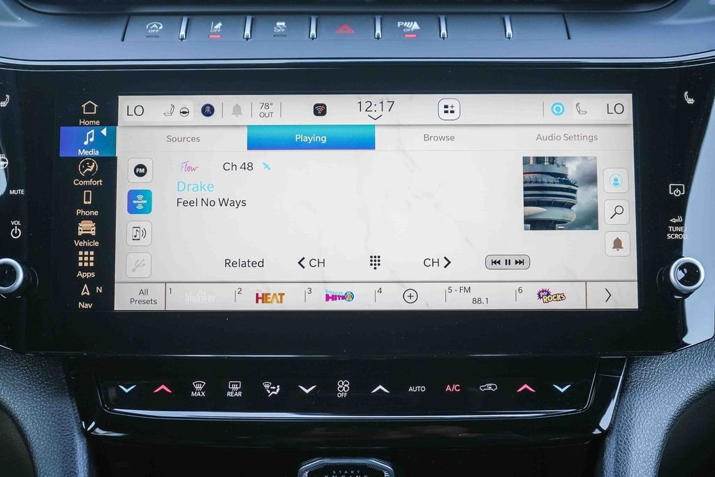 New 2026 Jeep Grand Cherokee Limited w/ Limited Altitude Package image 15