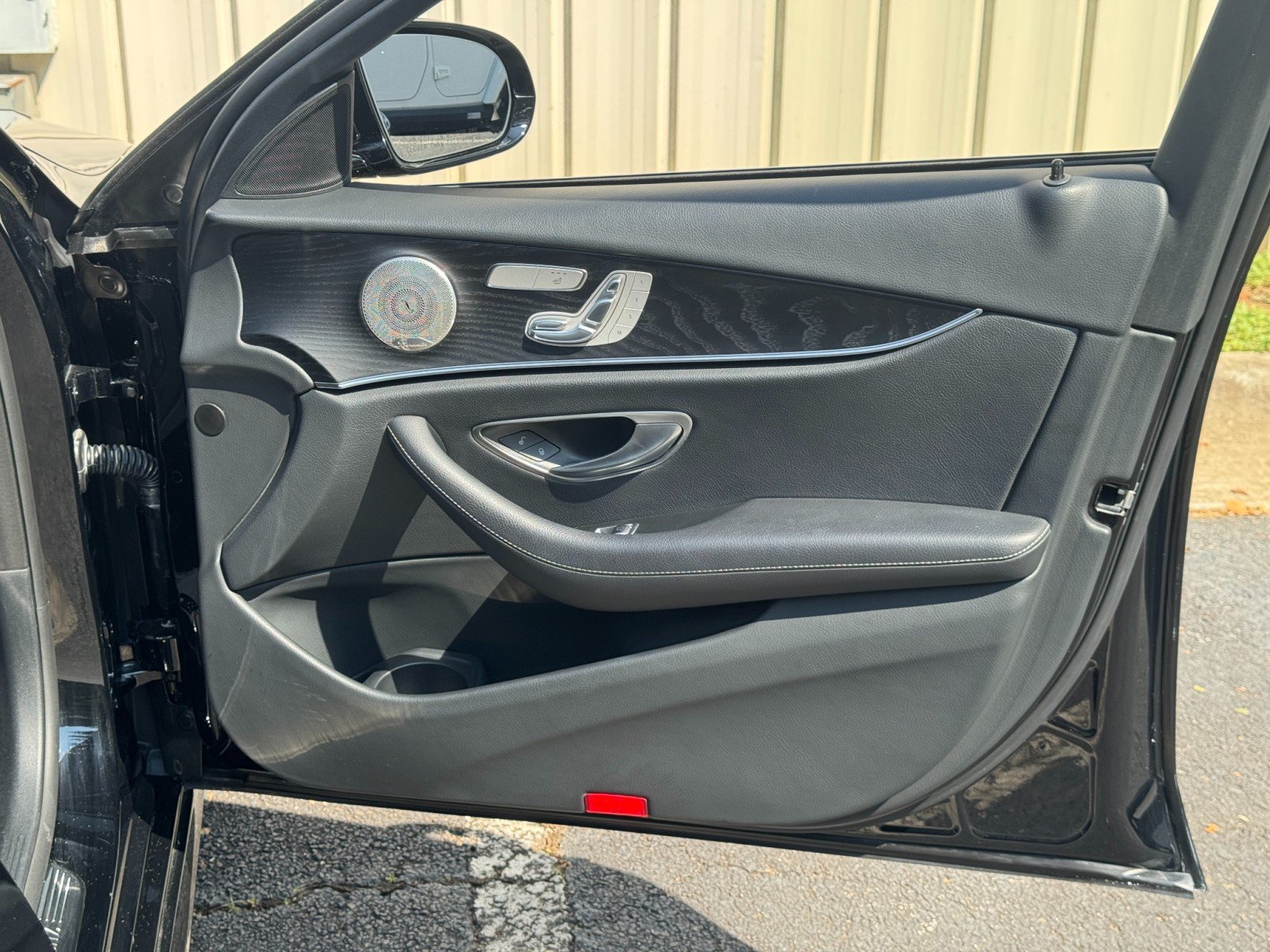 Used 2022 Mercedes-Benz E 350 Sedan w/ AMG Line Exterior image 47
