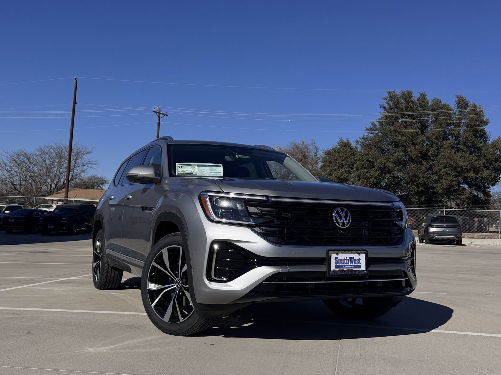 New 2026 Volkswagen Atlas SEL Premium R-Line image 2