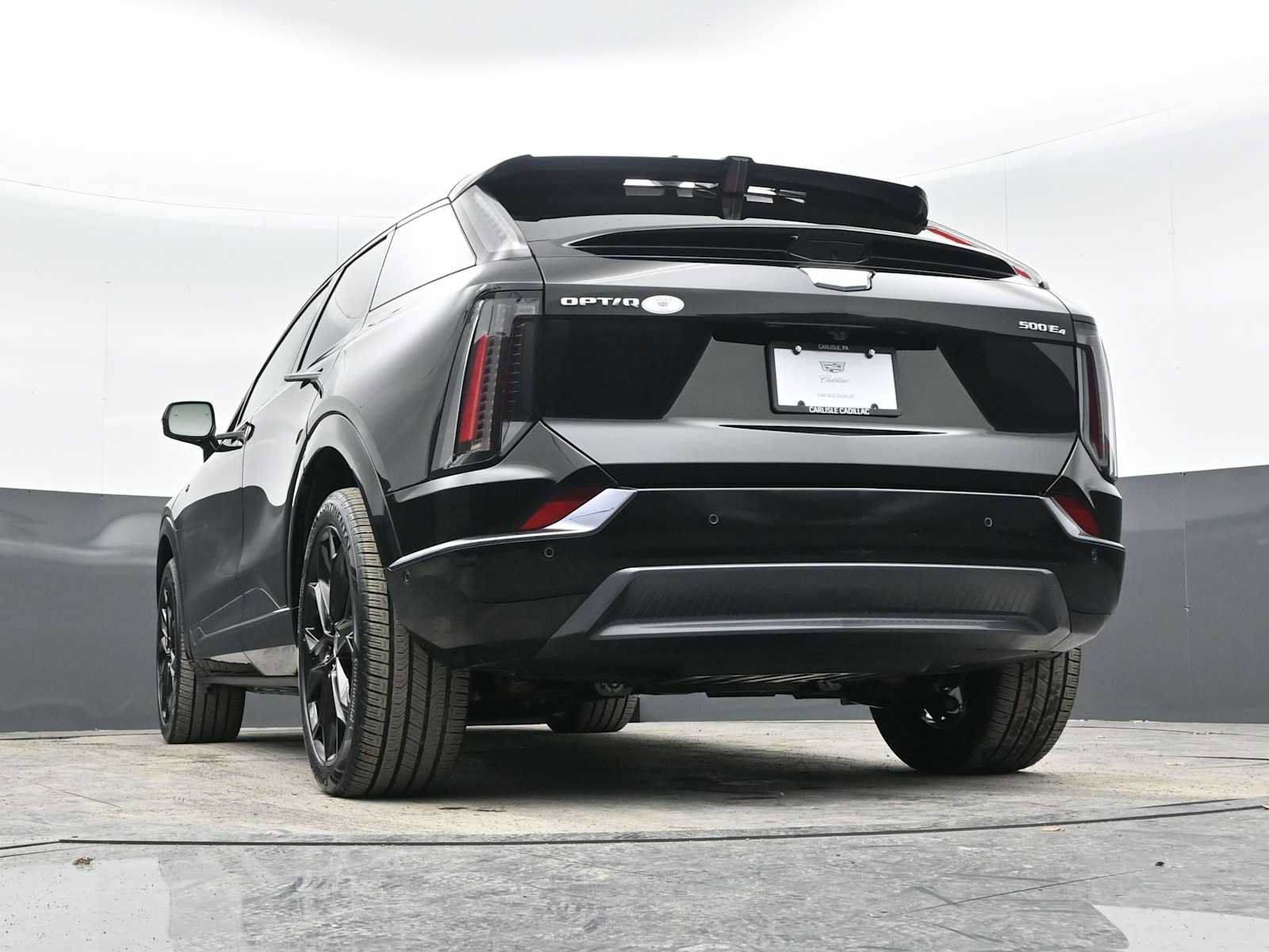 New 2025 Cadillac Optiq Sport 2 w/ LPO, ONYX Package image 31