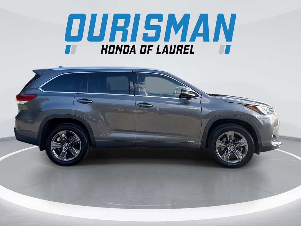 Used 2019 Toyota Highlander Limited Platinum AWD/4WD image 9